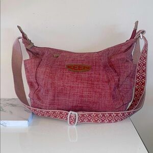 Keen  Crossbody Shoulder Bag with Patterned Strap